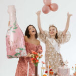 43" Μπαλόνι Σαμπάνια με λουλούδια "Bride to Be" - Image 4