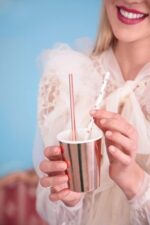 Καλαμάκια Χάρτινα με Χρυσές καρδιές (10 τεμ) - Image 2