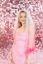 Πέπλο Bride to Be με ροζ κρόσια - Image 2