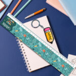 Χάρακας School is Cool με μπρελόκ