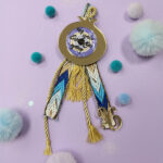 Χριστουγεννιάτικο Γούρι Με Ευχές – "Χρυσό Plexi Ρόδι Με 3D Ξύλινο Ματάκι" - Image 2